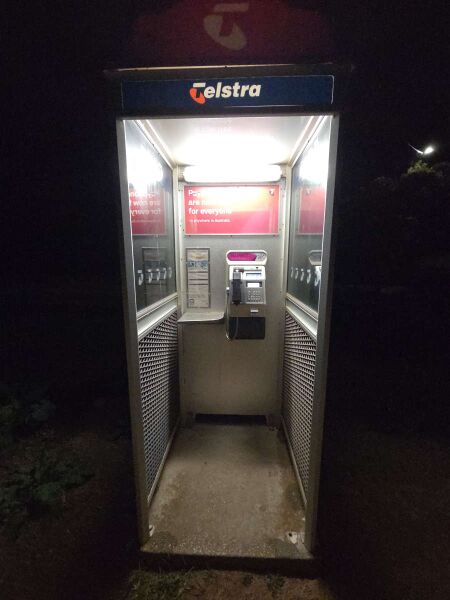 File:Payphone-08883800X2-20260505 015322.jpg