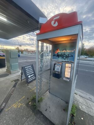 Payphone-03948011X2-20260608215534.jpg