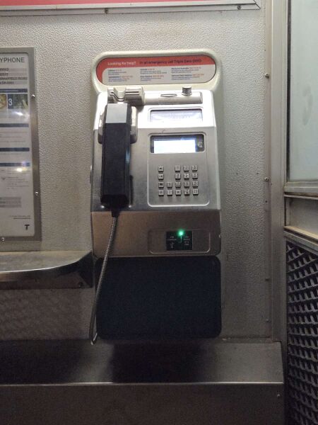 File:Payphone-08852900X2-20260504 235455.jpg