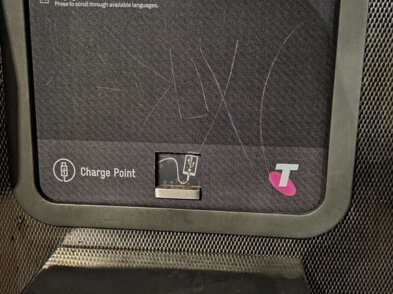 File:Payphone-08834039X2-20260507 231418.jpg