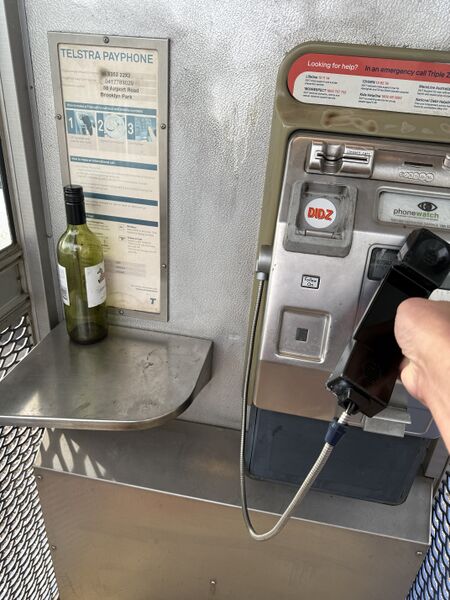 File:Payphone-08835222X2-20260605084228.jpg