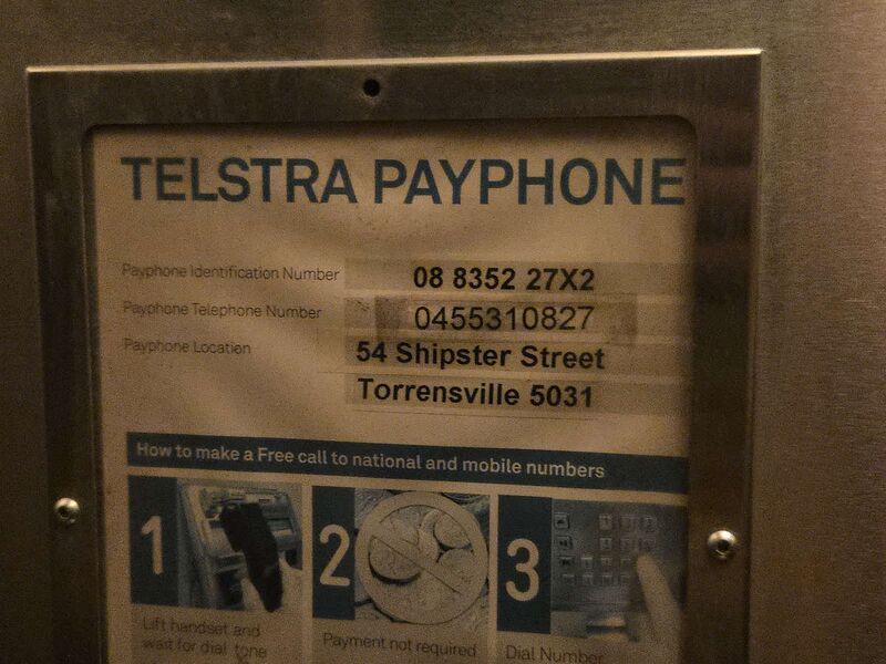 File:Payphone-08835227X2-20260507 232650.jpg
