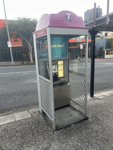File:Payphone-07387805X2-20260604203444.jpg