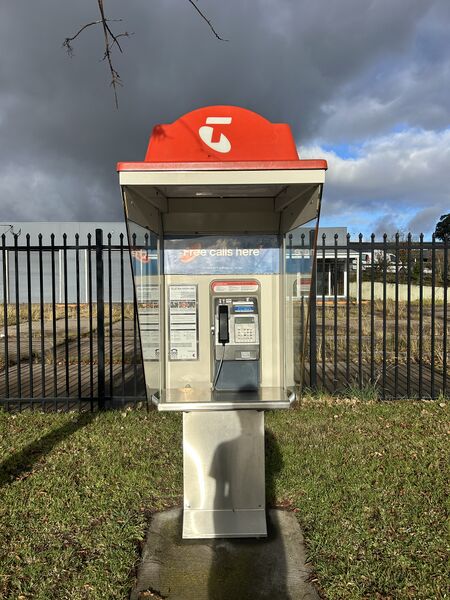 File:Payphone-02484113X2-20260522053003.jpg
