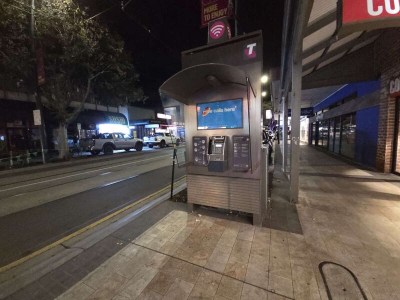 File:Payphone-08837613X2-20260508 204110.jpg