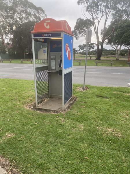 File:Payphone-03526600X2-20260510140311.jpg