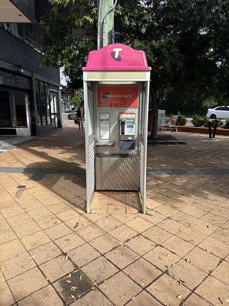 File:Payphone-02434460X2-20260512012656.jpg