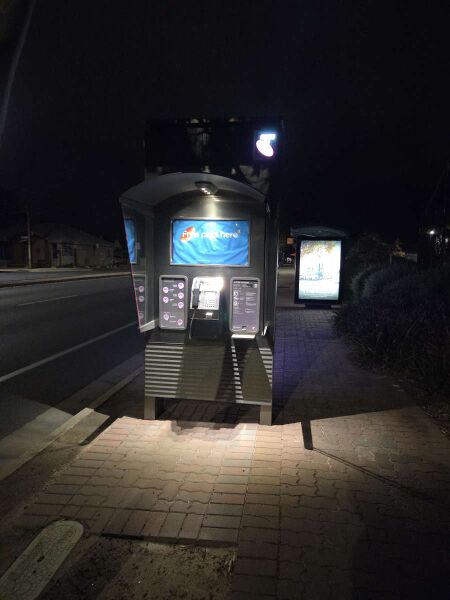File:Payphone-08835210X2-20260508 003149.jpg