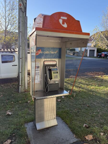 File:Payphone-03622316X2-20260510070759.jpg