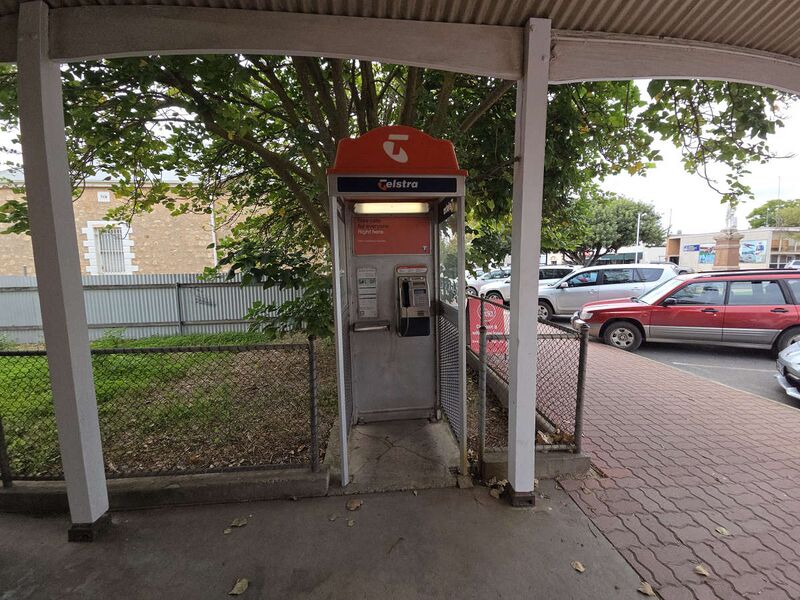 File:Payphone-08885320X2-20260505 110203.jpg