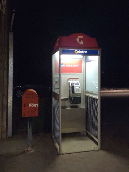 File:Payphone-08852900X2-20260504 235448.jpg