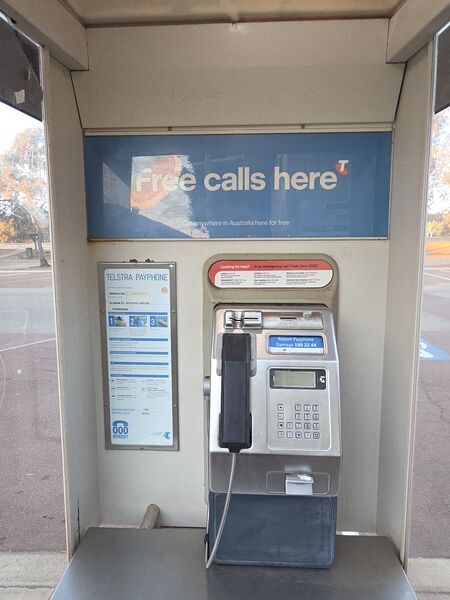 File:Payphone-08963521X9-20260518030009.jpg