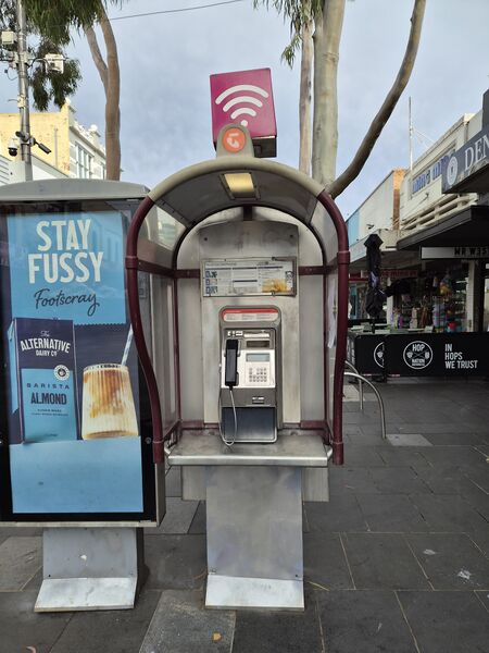 File:Payphone-03968749X2-20260523033004.jpg
