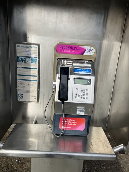 File:Payphone-03627324X2-20260511021004.jpg