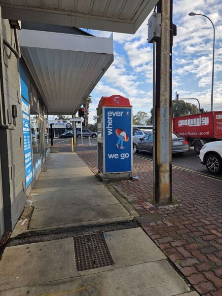 File:Payphone-08826112X2-20260528 081949.jpg