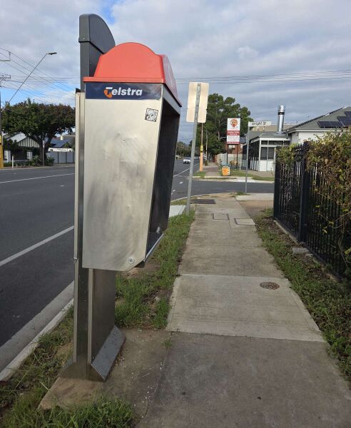 File:Payphone-08834007X2-20260507 153628.jpg