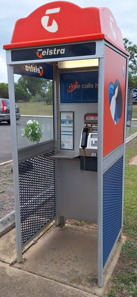 File:Payphone-07415505X2-20260519112831.jpg