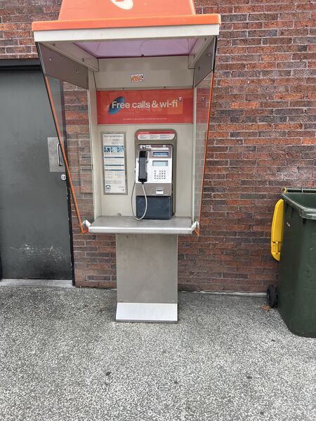 File:Payphone-03622403X2-20260510223052.jpg