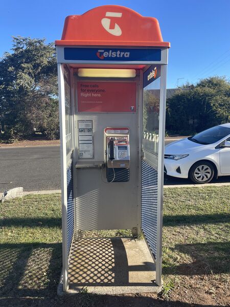 File:Payphone-03639860X2-20260510072115-Front-Nile.jpg