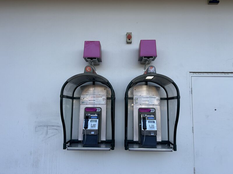 File:Payphone-02625403X2-20260520233216.jpg