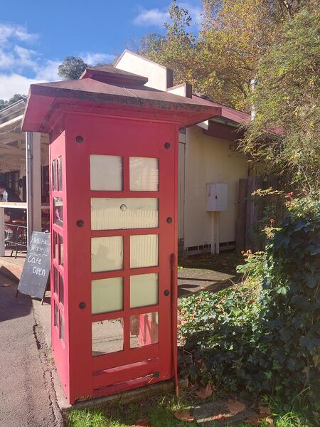 File:Payphone-03516560X2-20260510042257.jpg