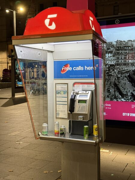 File:Payphone-02925109X2-20260605071437.jpg