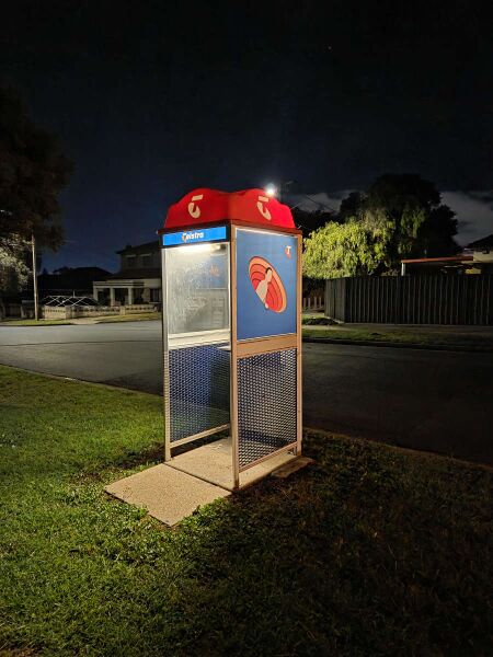 File:Payphone-08826900X2-20260510 014138.jpg