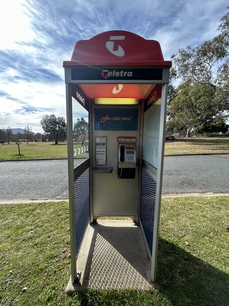 File:Payphone-02623681X2-20260516032011.jpg