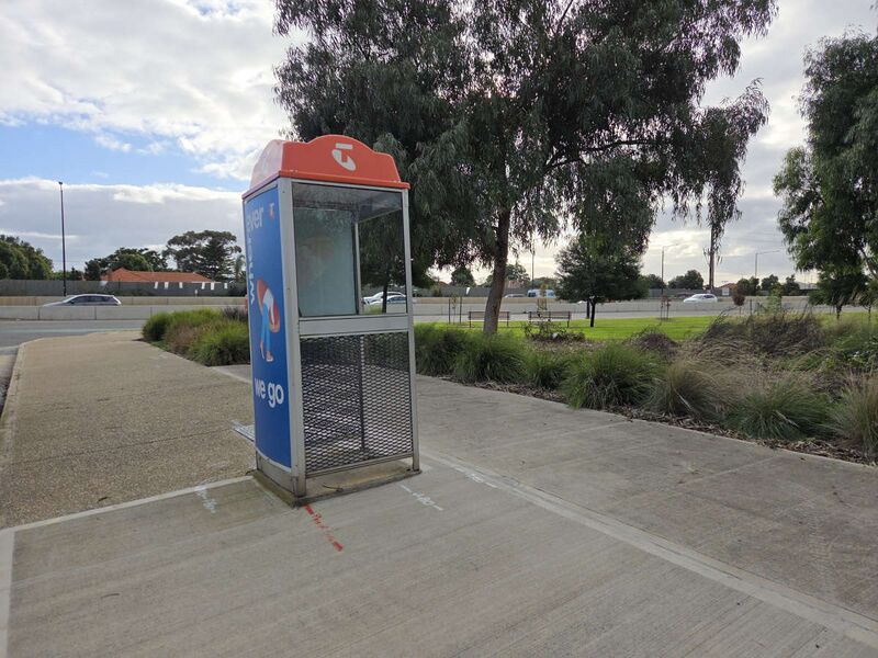 File:Payphone-08834009X2-20260507 153251.jpg