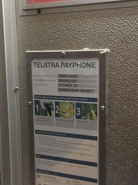 File:Payphone-08883730X2-20260505 013126.jpg