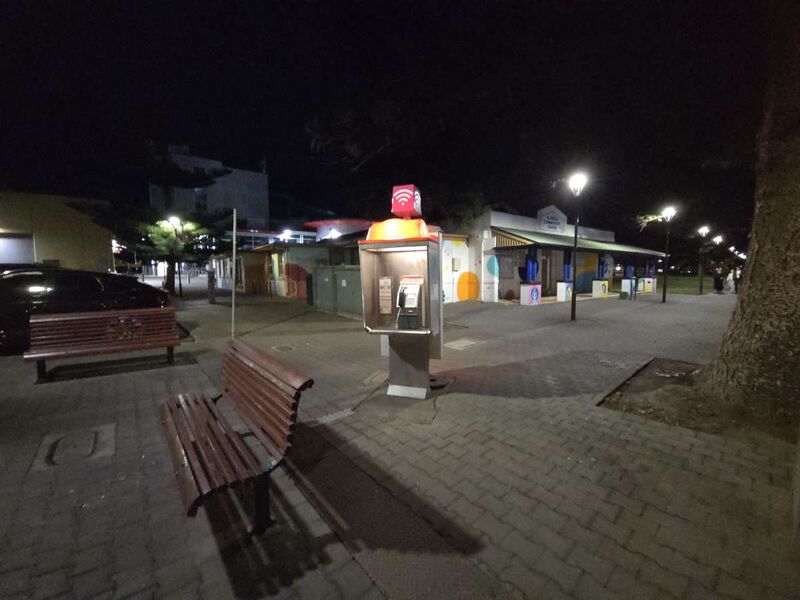 File:Payphone-08829438X2-20260508 203428.jpg