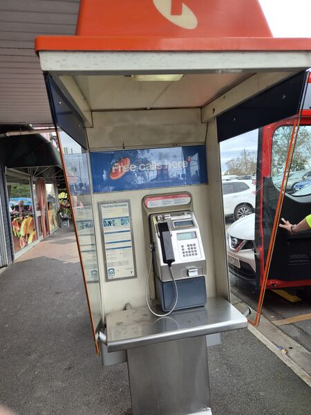 File:Payphone-03989934X2-20260617023735.jpg