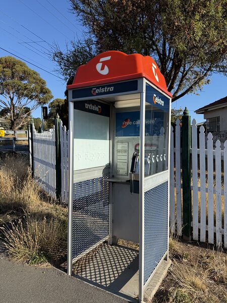 File:Payphone-03624308X2-20260511060440.jpg