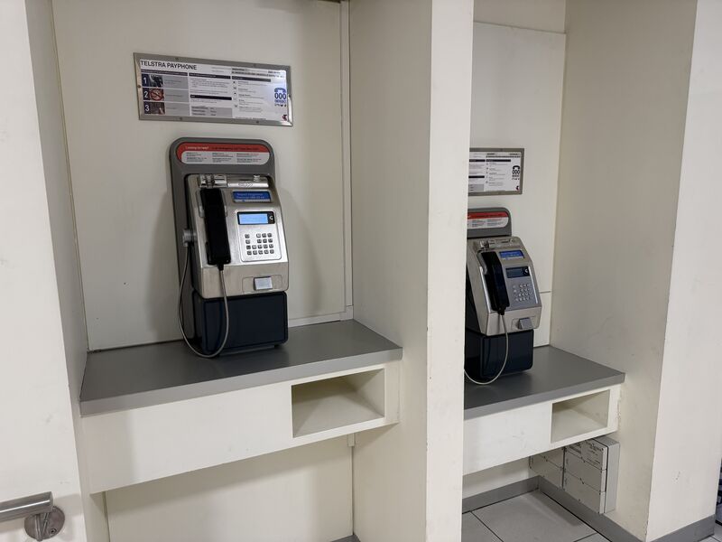 File:Payphone-08834707X2-20260605084811.jpg