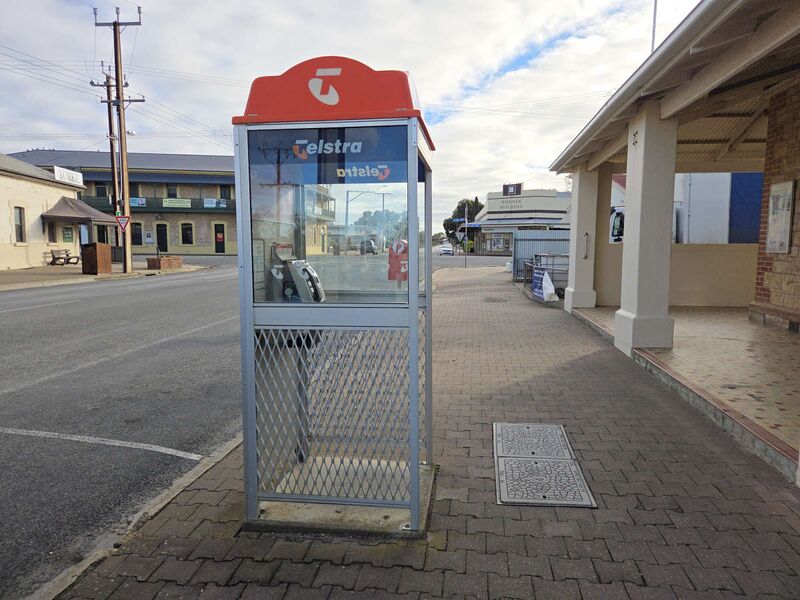 File:Payphone-08885210X2-20260505 084520.jpg