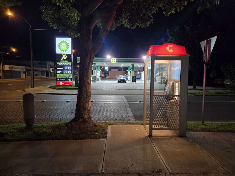 File:Payphone-08834013X2-20260510 211828.jpg