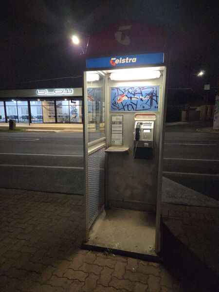 File:Payphone-08826837X2-20260507 222242.jpg