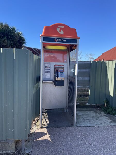 File:Payphone-03639821X2-20260510071704-Perth-Front.jpg