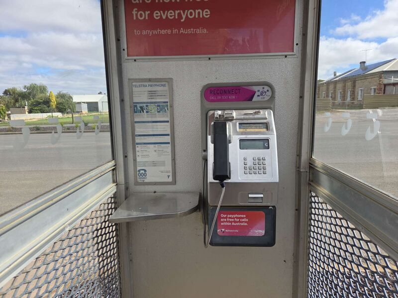 File:Payphone-08883510X2-20260505 122225.jpg